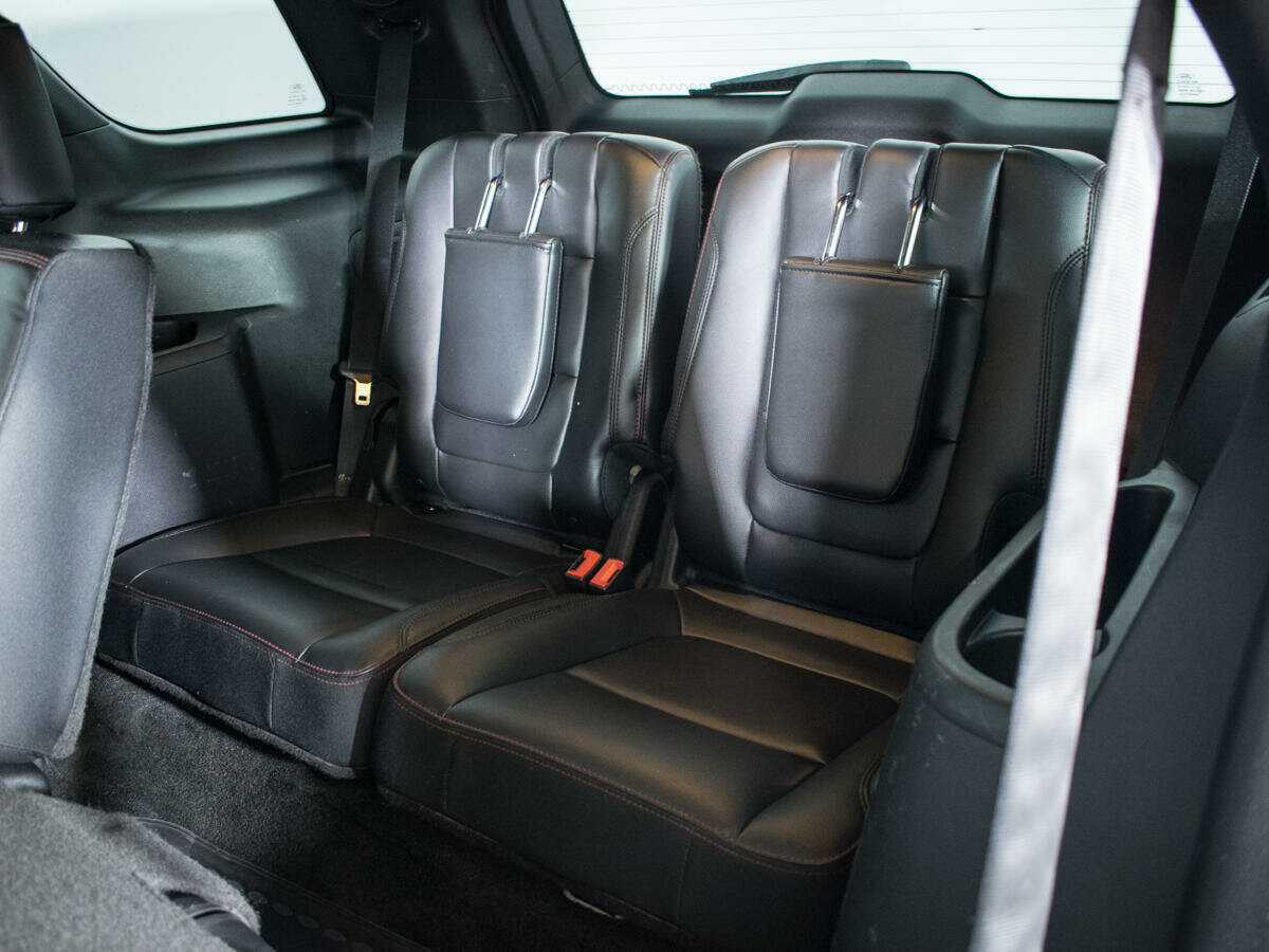 Ford Explorer б/у, 2016, Автоматическая. Фото: #12
