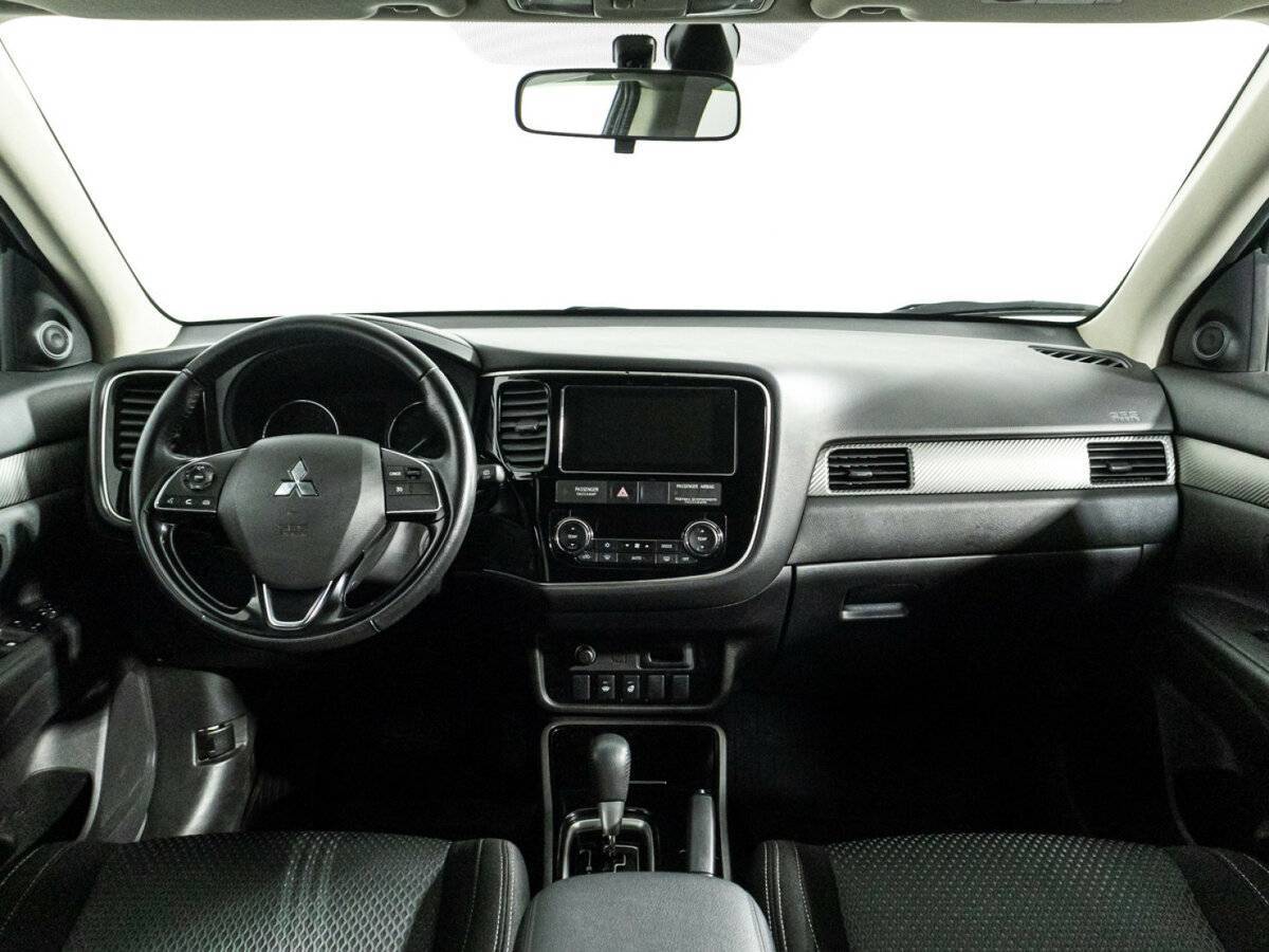 Mitsubishi Outlander б/у, 2018, Вариатор. Фото: #12