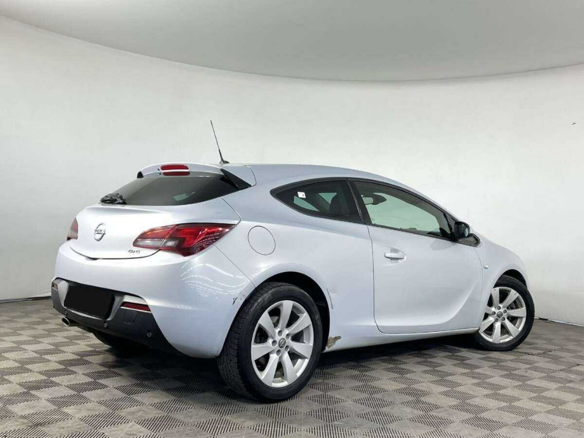 Opel Astra б/у, 2013, Автоматическая. Фото: #5