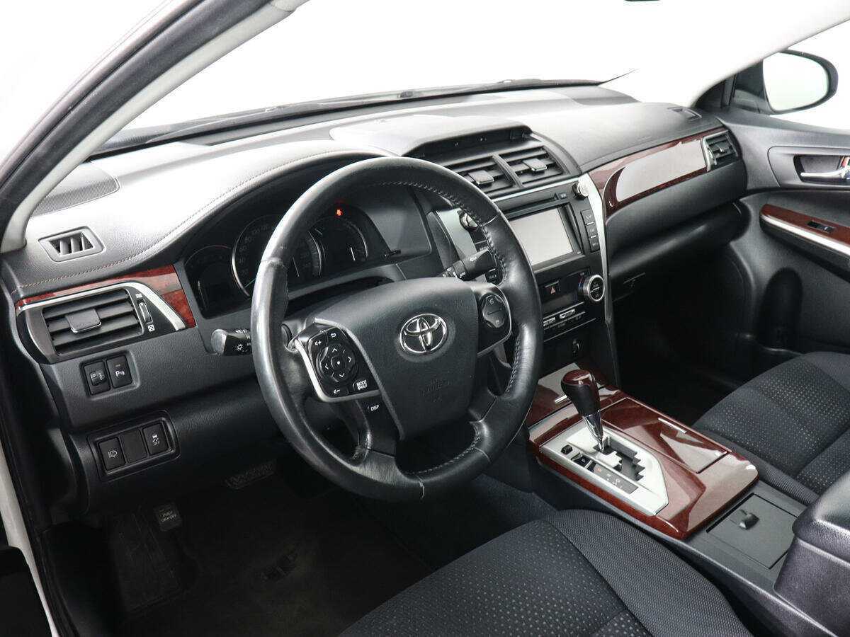 Toyota Camry б/у, 2014, Автоматическая. Фото: #8