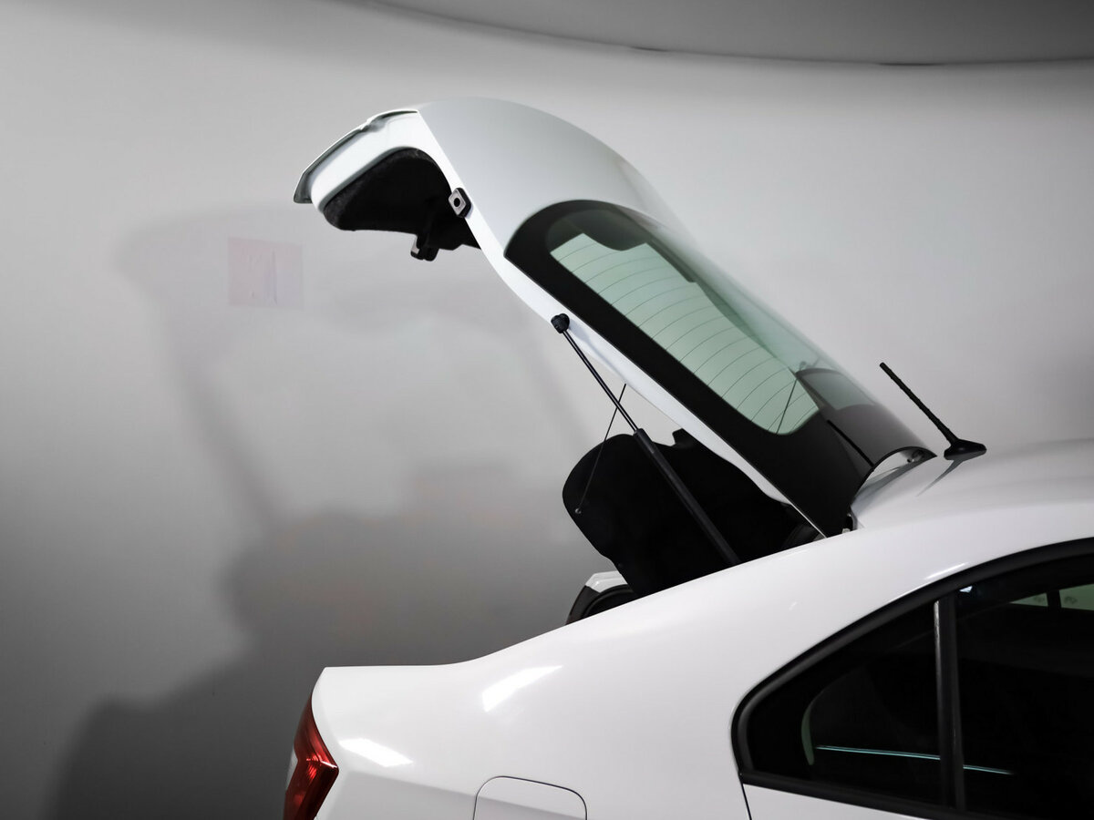 Skoda Rapid б/у, 2015, Механическая. Фото: #18