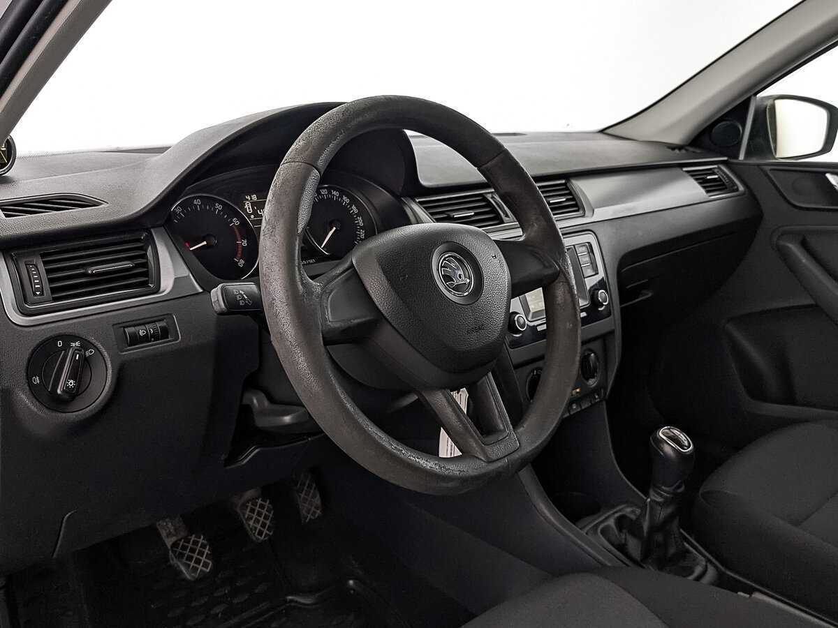 Skoda Rapid б/у, 2017, Механическая. Фото: #14