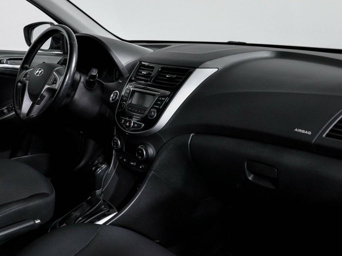Hyundai Solaris б/у, 2015, Автоматическая. Фото: #5