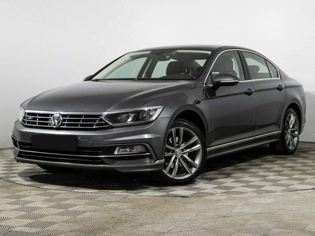 Volkswagen Passat б/у, 2017, Роботизированная. Фото: #0