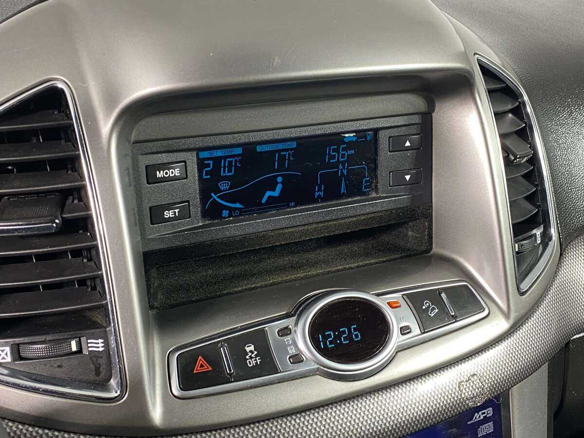 Chevrolet Captiva б/у, 2012, Автоматическая. Фото: #10