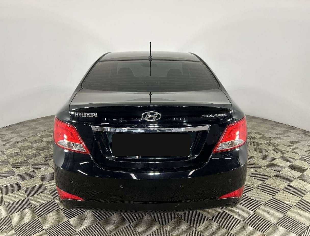 Hyundai Solaris б/у, 2015, Автоматическая. Фото: #2