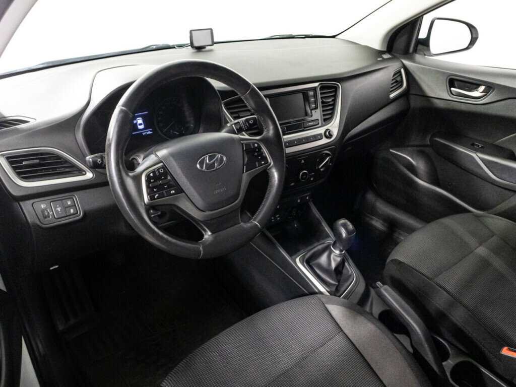 Hyundai Solaris б/у, 2017, Механическая. Фото: #10