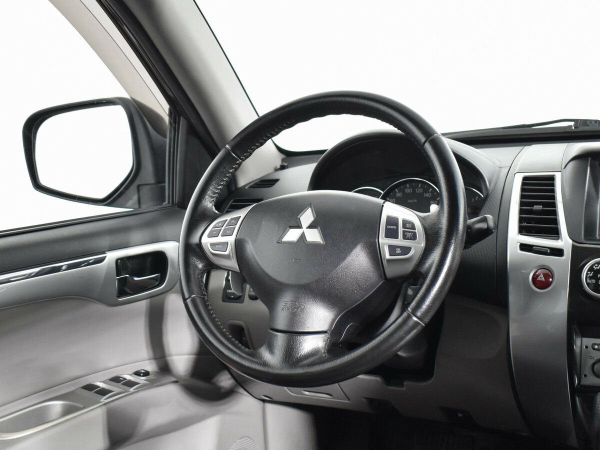 Mitsubishi Pajero Sport б/у, 2012, Автоматическая. Фото: #13