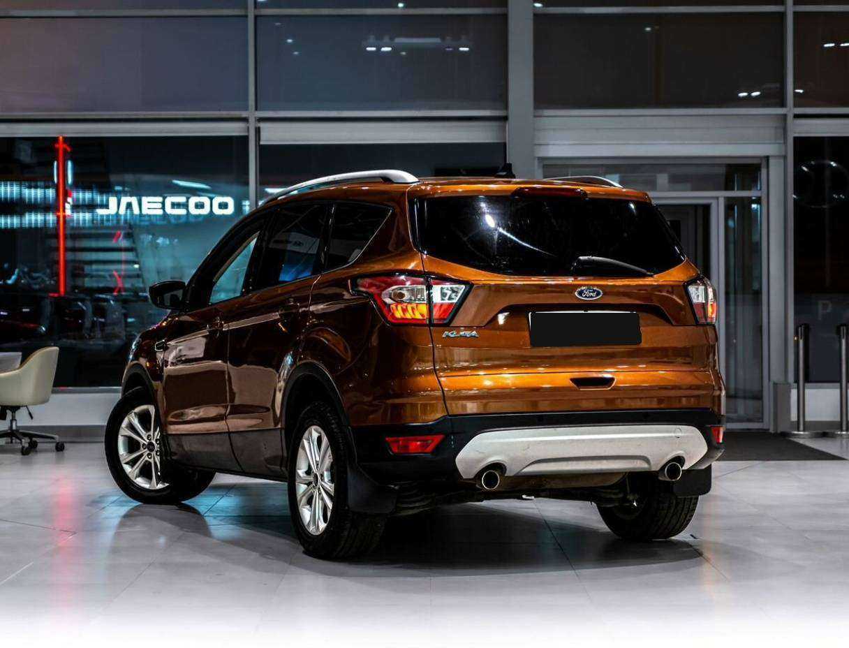 Ford Kuga б/у, 2017, Автоматическая. Фото: #3