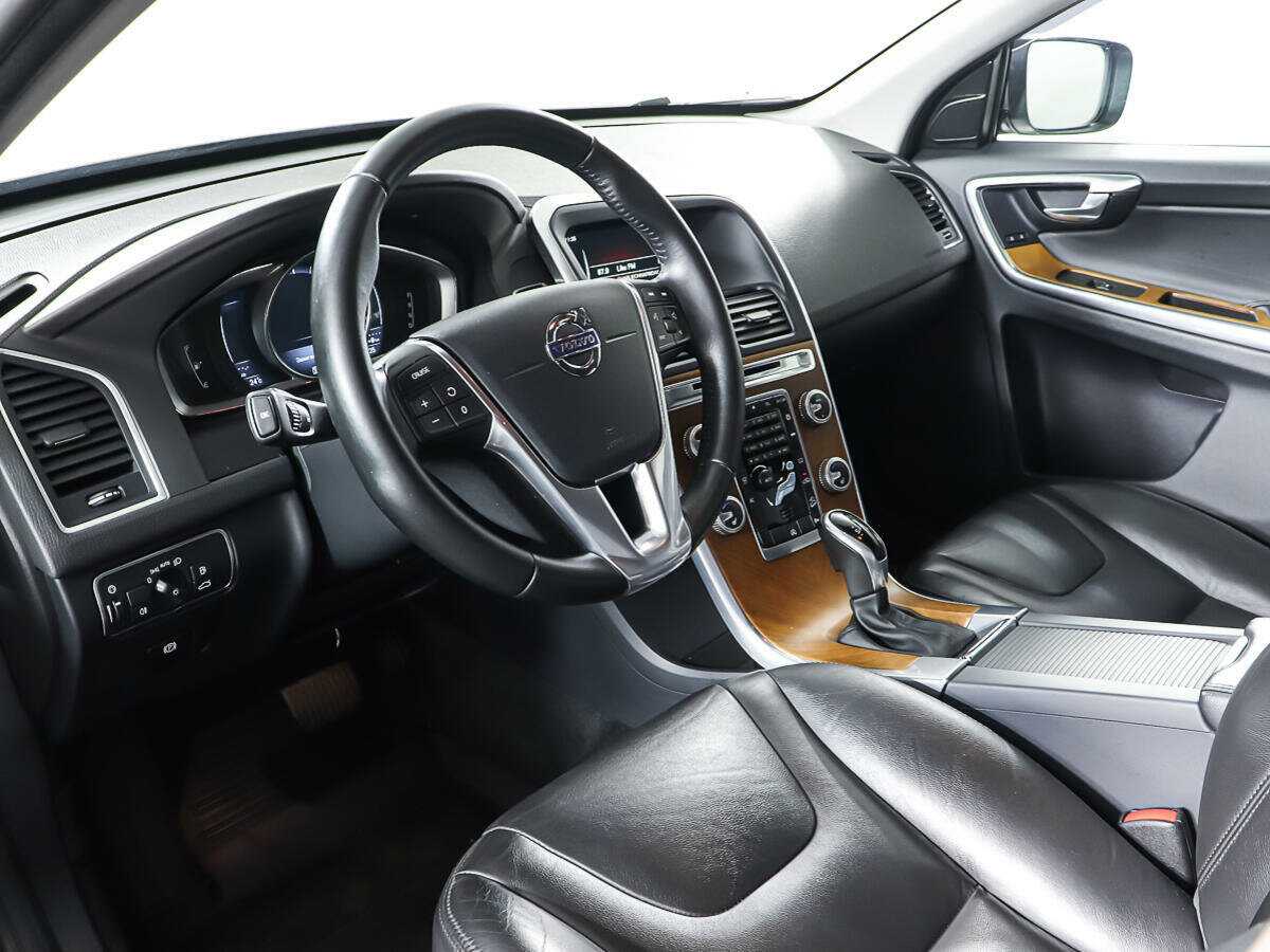 Volvo XC60 б/у, 2015, Автоматическая. Фото: #12