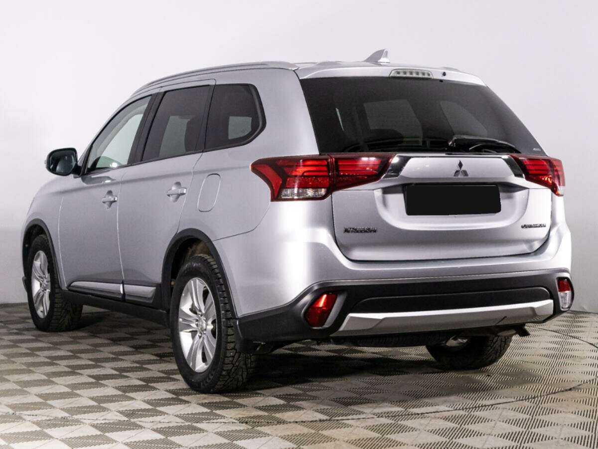 Mitsubishi Outlander б/у, 2017, Вариатор. Фото: #6