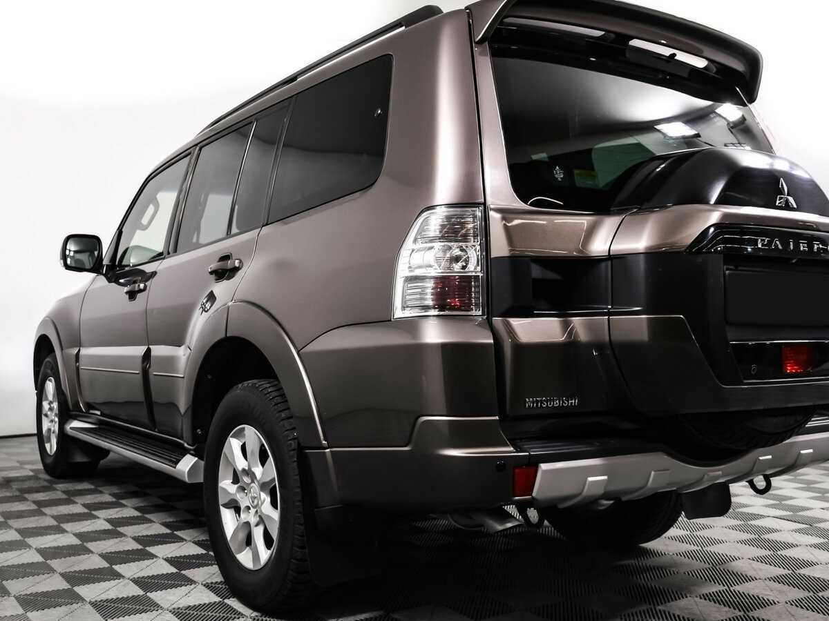 Mitsubishi Pajero б/у, 2015, Автоматическая. Фото: #15
