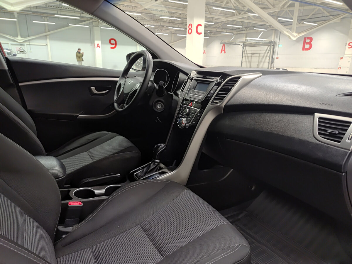 Hyundai i30 б/у, 2012, Автоматическая. Фото: #10