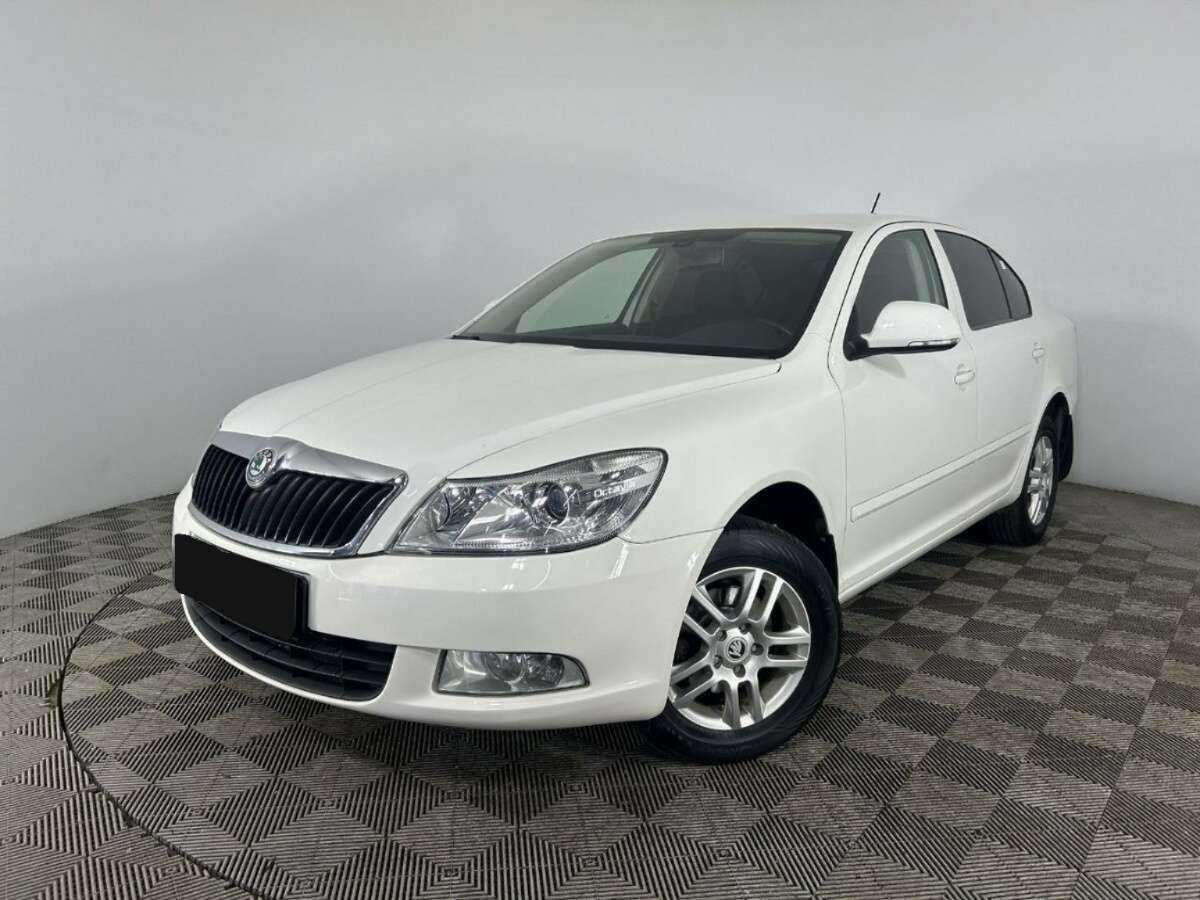 Skoda Octavia б/у, 2012, Механическая. Посмотреть фото