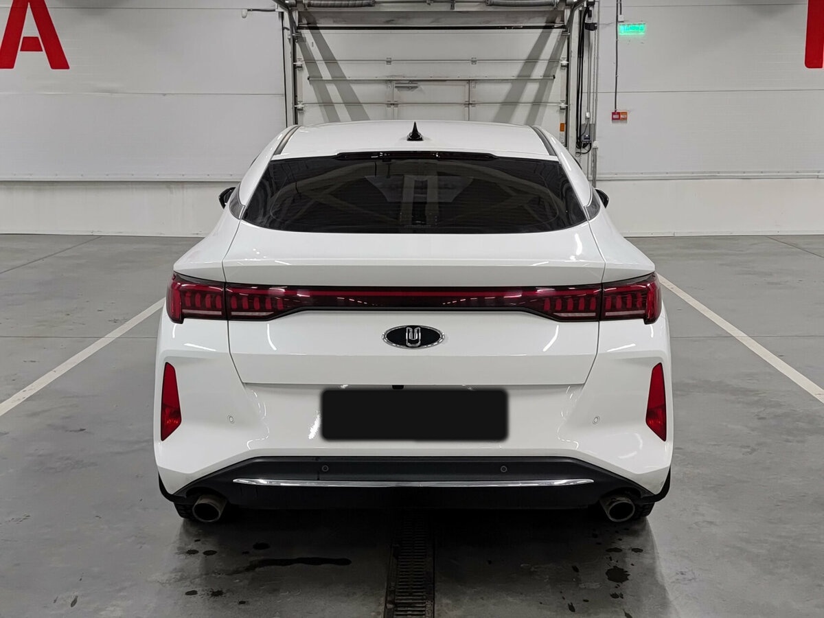 Москвич 6 б/у, 2023, Вариатор. Фото: #5