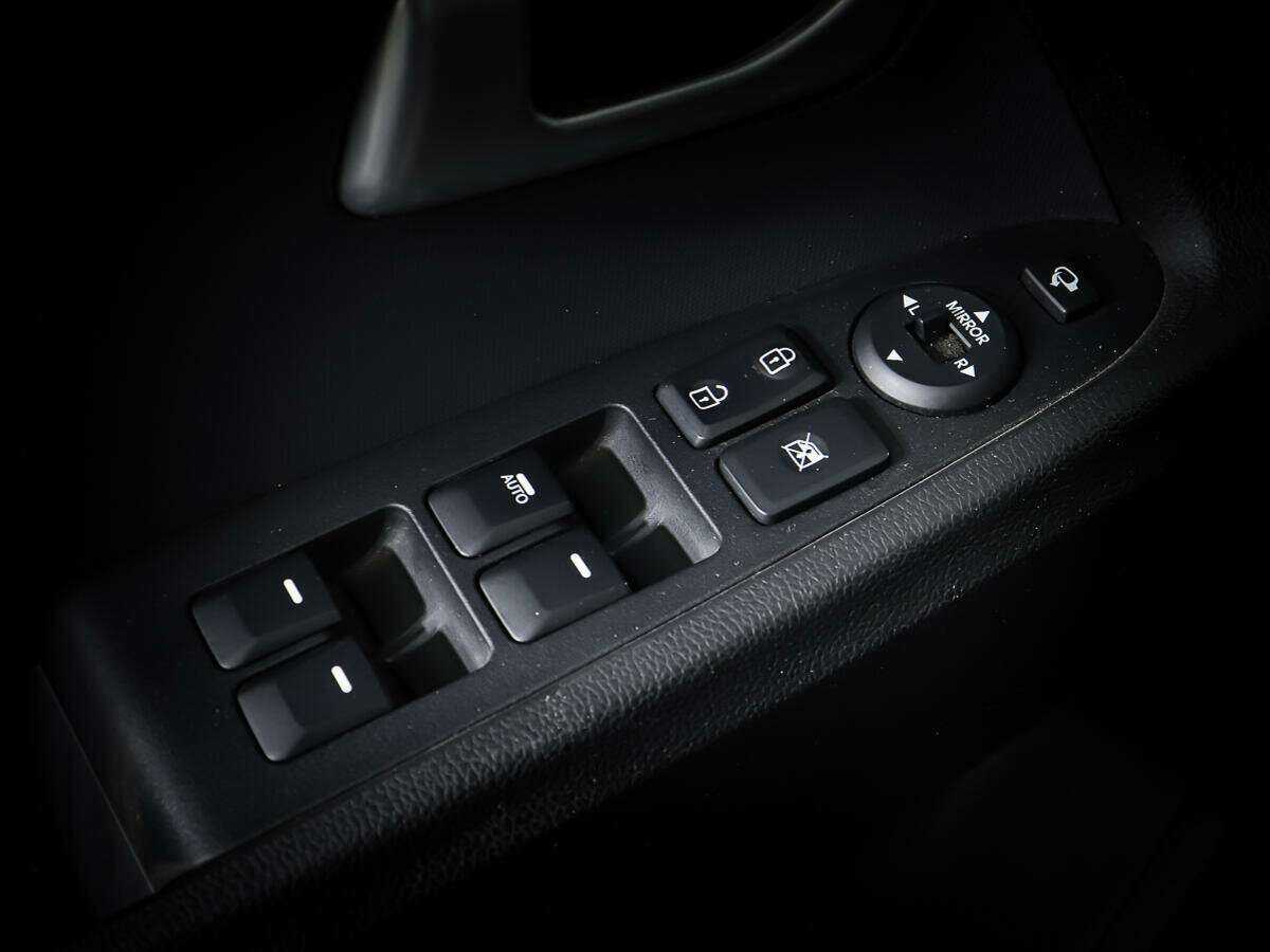 Kia Sportage б/у, 2012, Автоматическая. Фото: #15