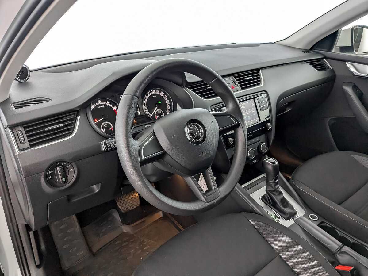 Skoda Octavia б/у, 2019, Автоматическая. Фото: #15