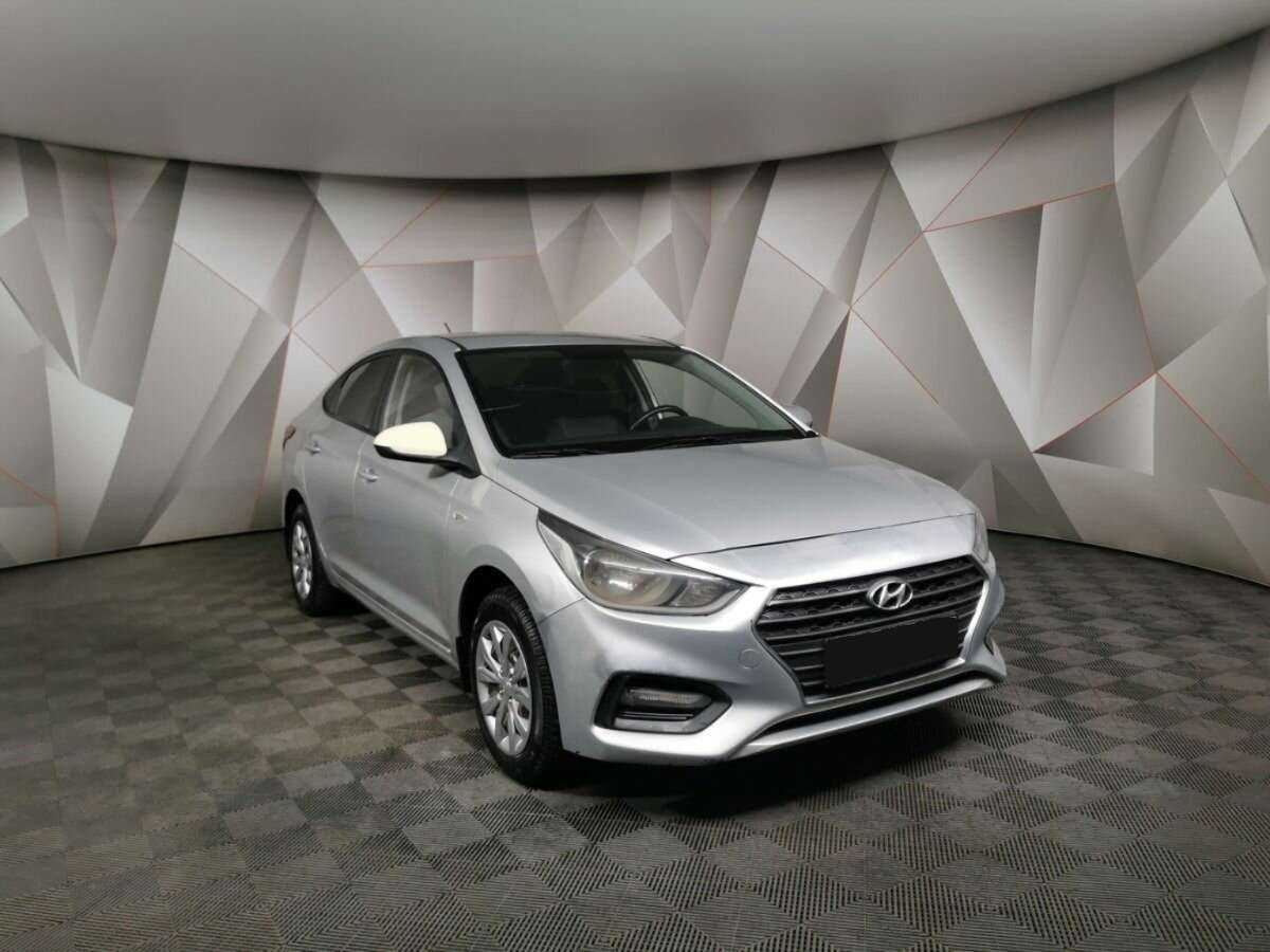 Hyundai Solaris б/у, 2018, Автоматическая. Фото: #2