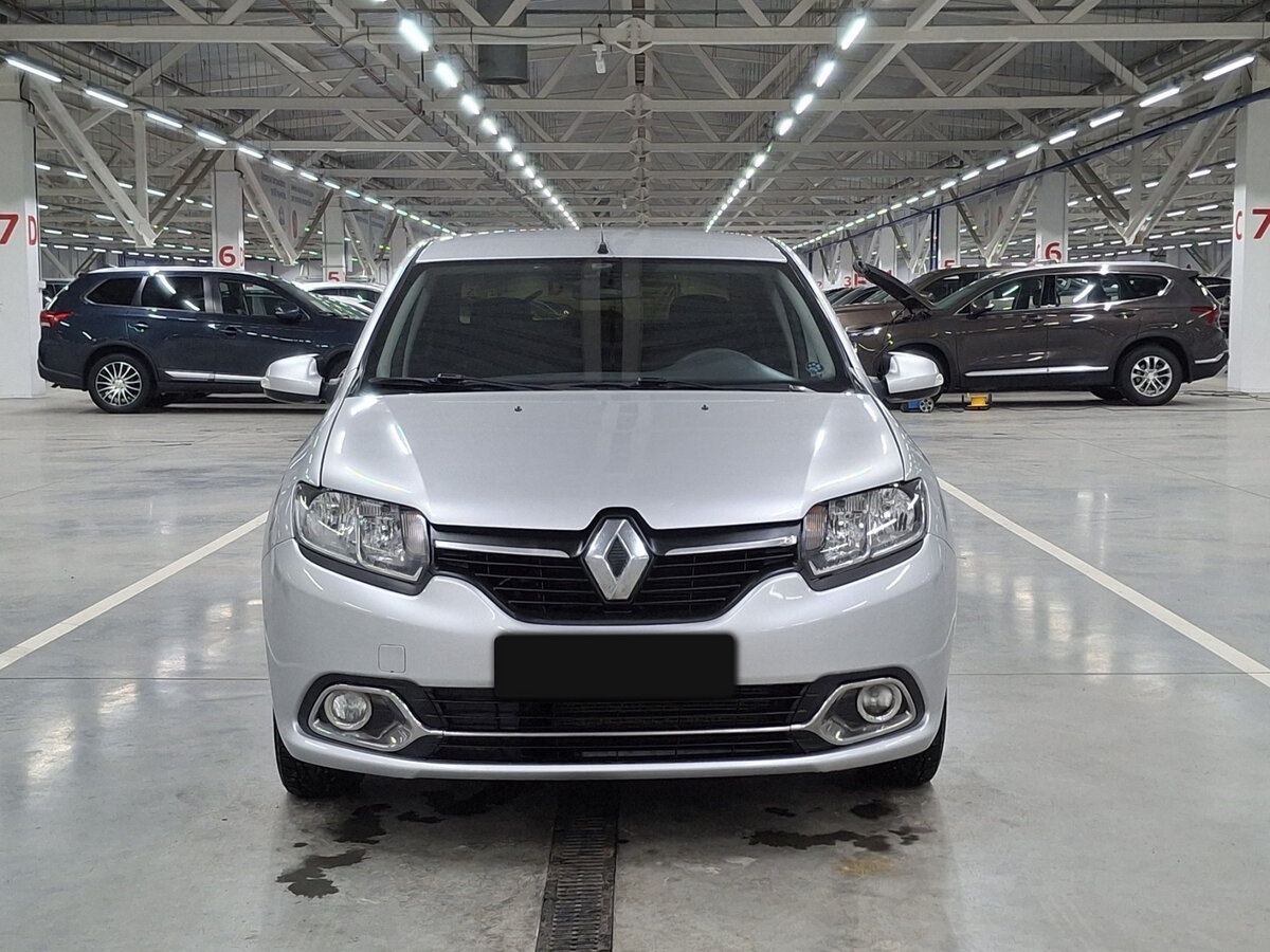 Renault Logan б/у, 2015, Автоматическая. Фото: #1