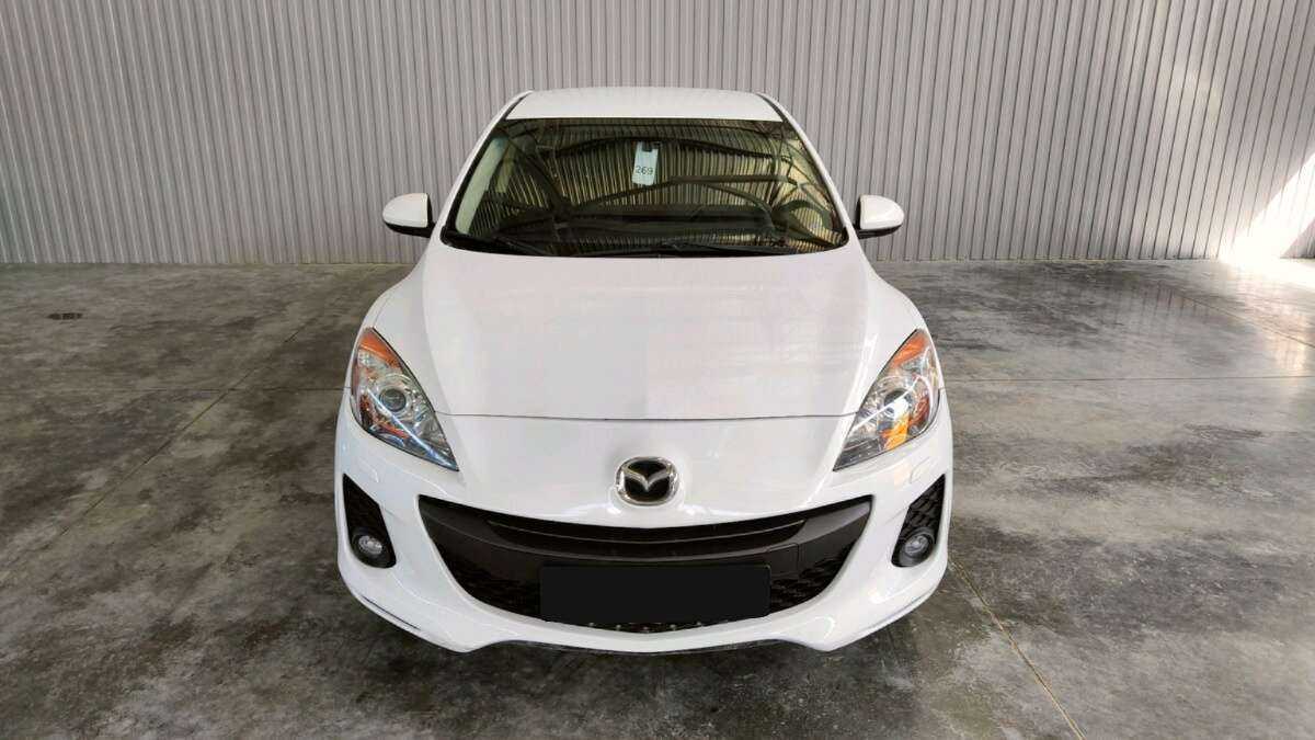Mazda 3 б/у, 2012, Автоматическая. Фото: #1