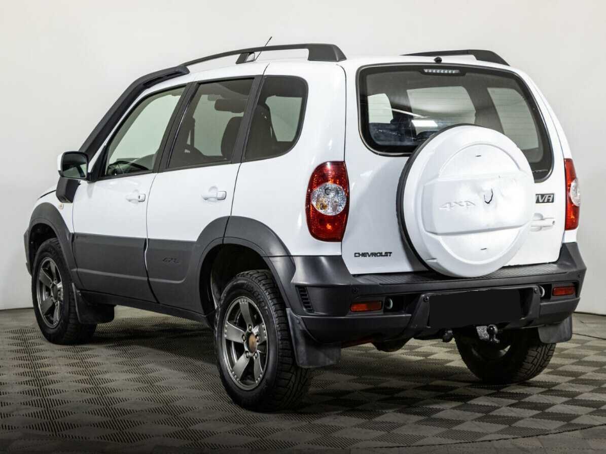 Chevrolet Niva б/у, 2018, Механическая. Фото: #6