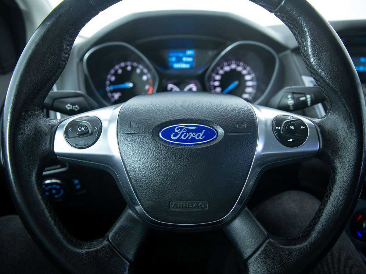 Ford Focus б/у, 2012, Механическая. Фото: #14