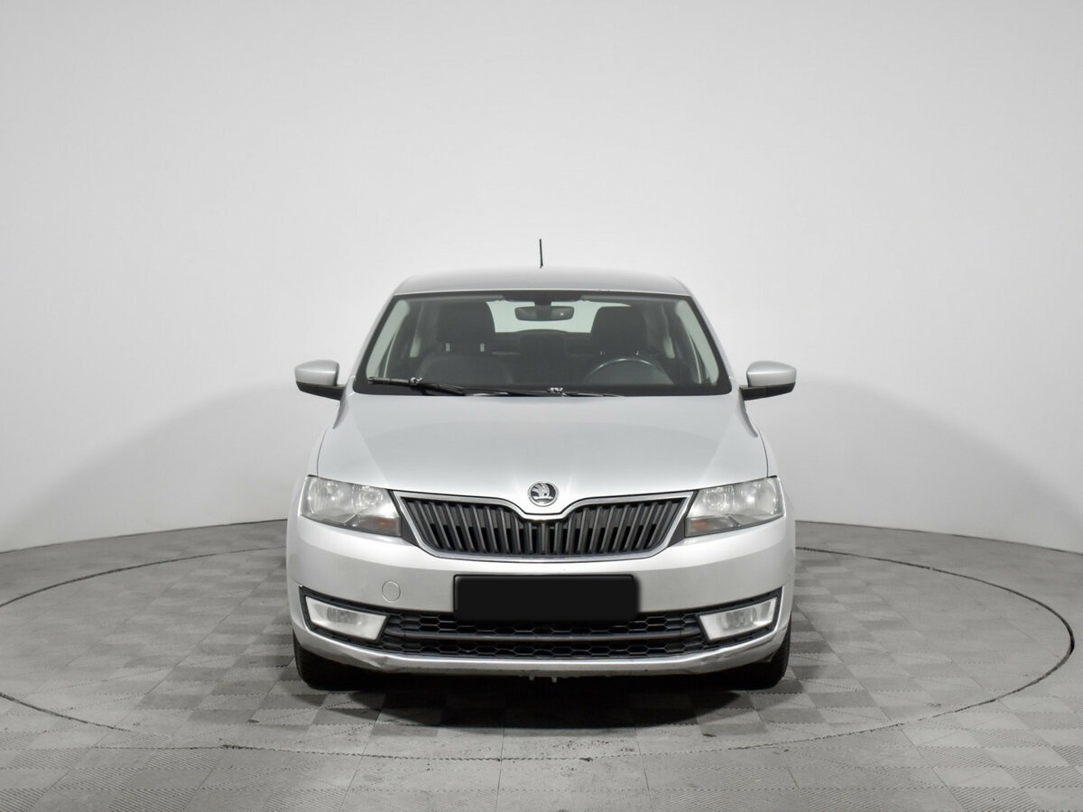 Skoda Rapid б/у, 2017, Роботизированная. Фото: #1