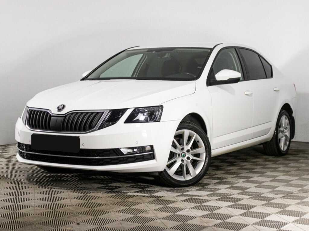 Skoda Octavia б/у, 2018, Роботизированная. Посмотреть фото
