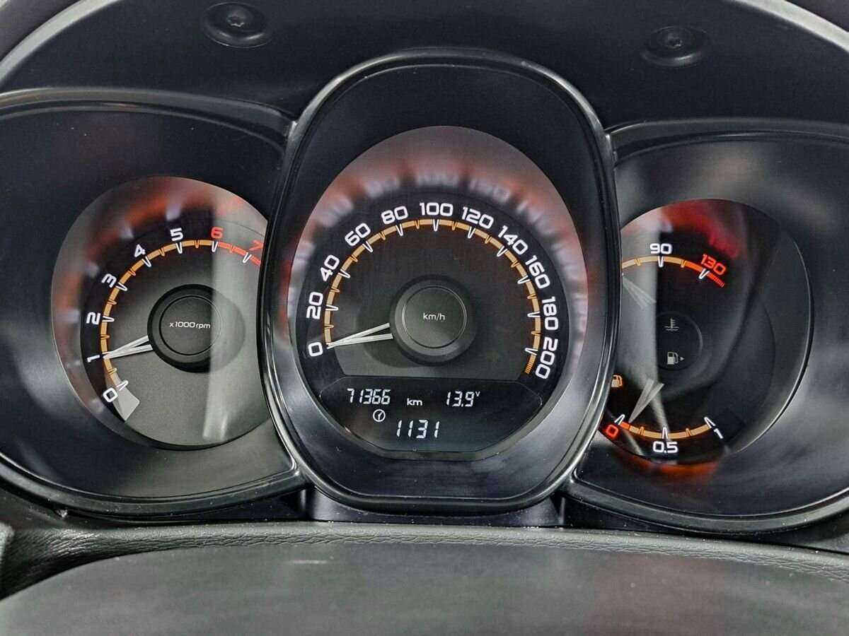 Lada (ВАЗ) Vesta б/у, 2020, Механическая. Фото: #8