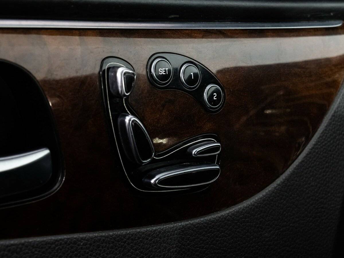 Hyundai Equus б/у, 2015, Автоматическая. Фото: #22