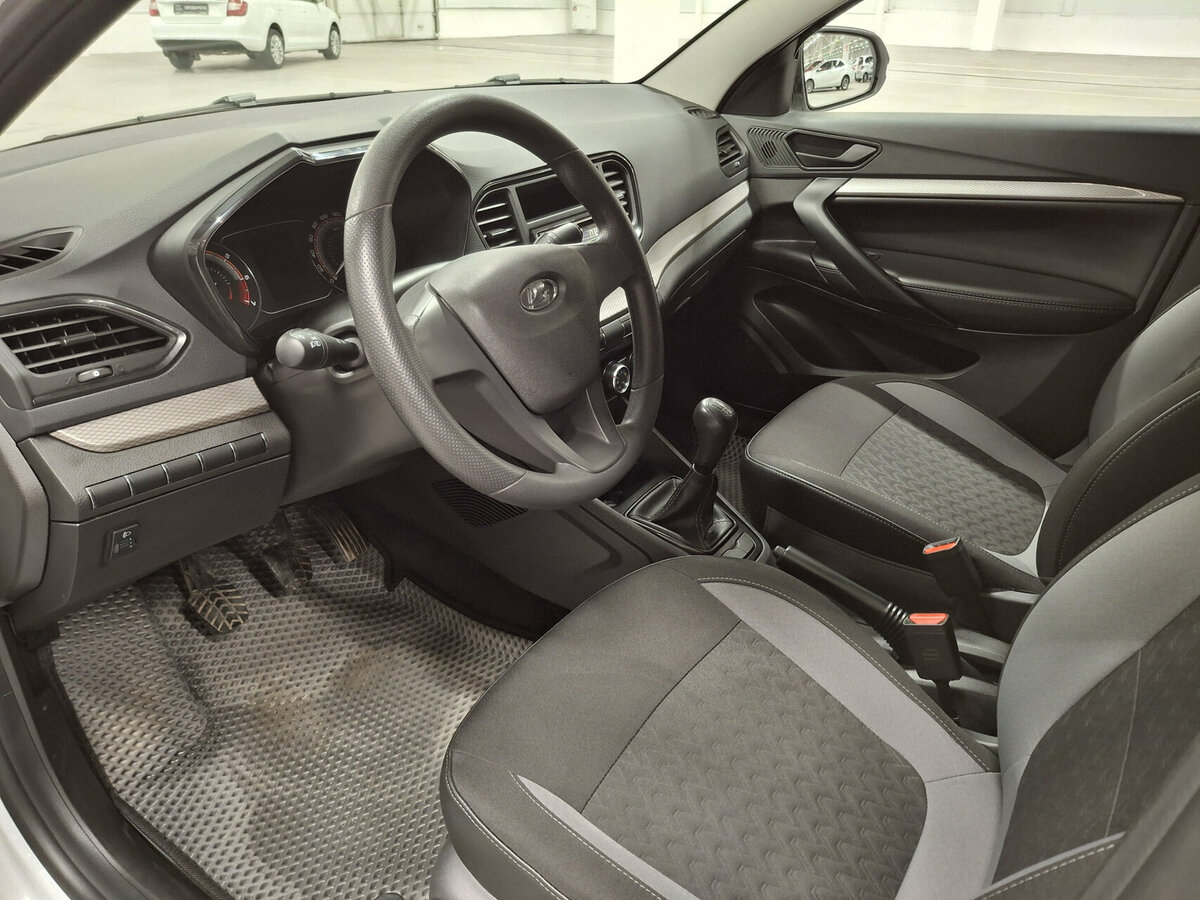 Lada (ВАЗ) Vesta б/у, 2023, Механическая. Фото: #15