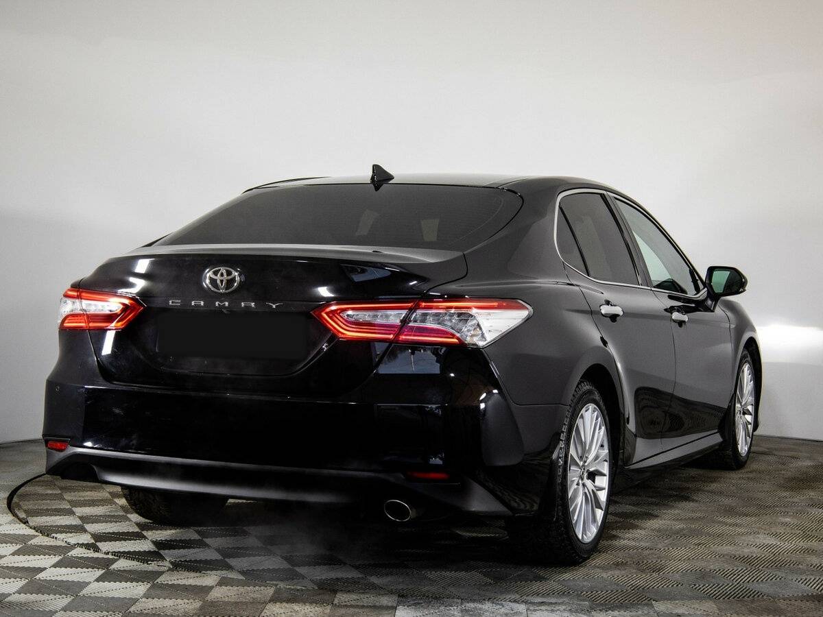 Toyota Camry б/у, 2018, Автоматическая. Фото: #3