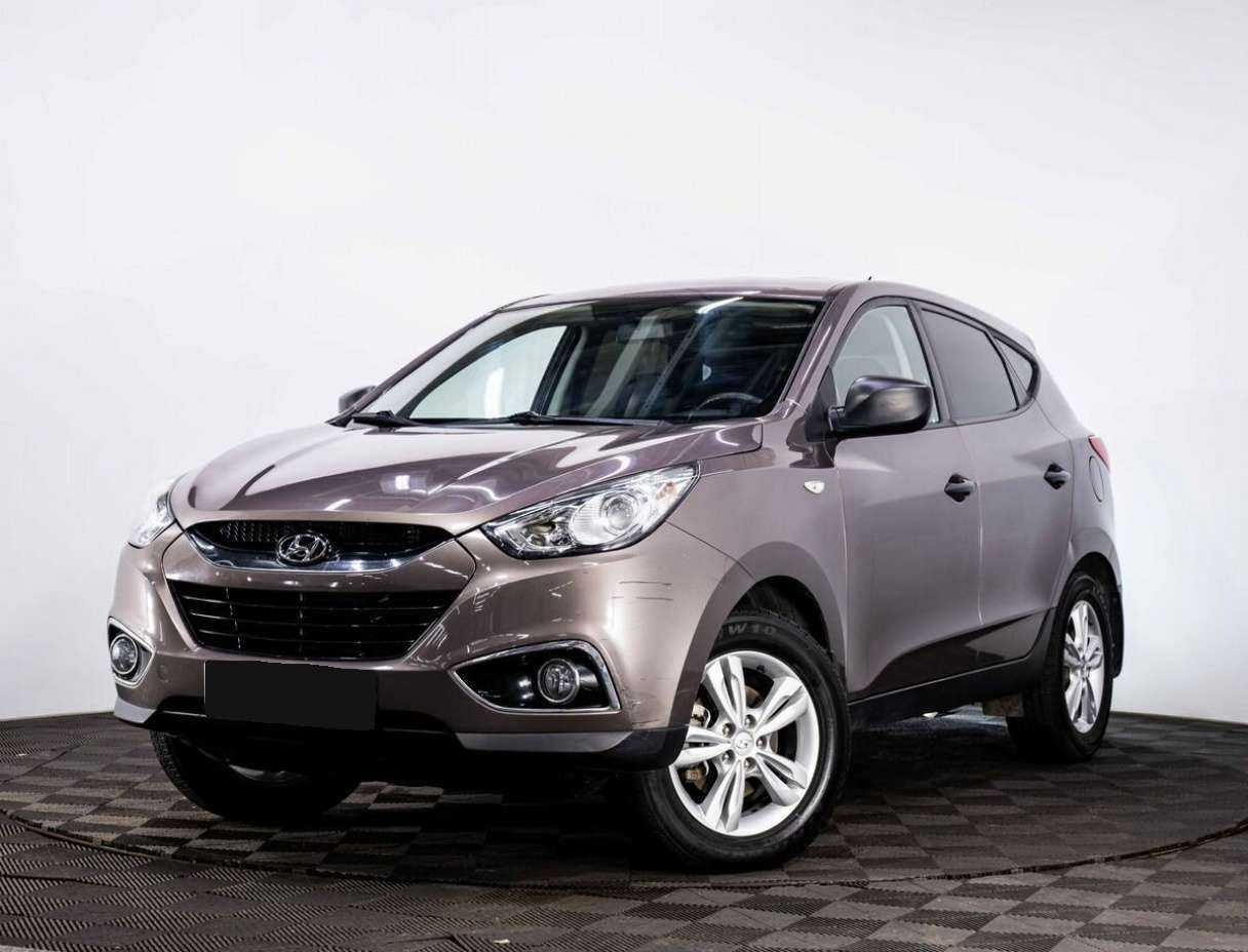 Hyundai ix35 б/у, 2013, Механическая. Посмотреть фото