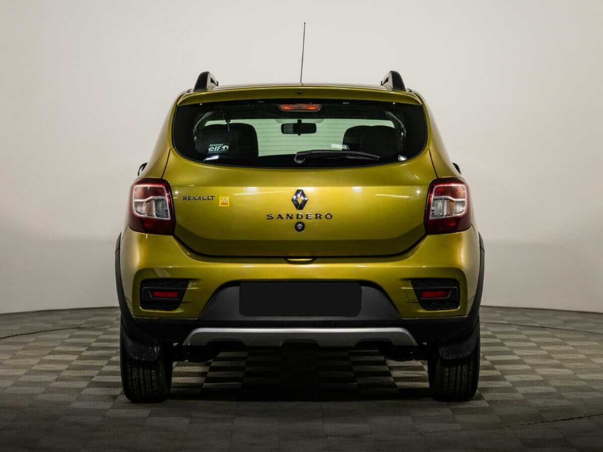 Renault Sandero б/у, 2017, Механическая. Фото: #4
