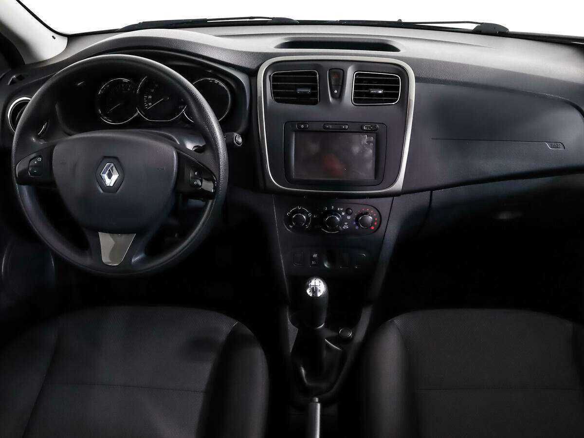 Renault Sandero б/у, 2015, Механическая. Фото: #11
