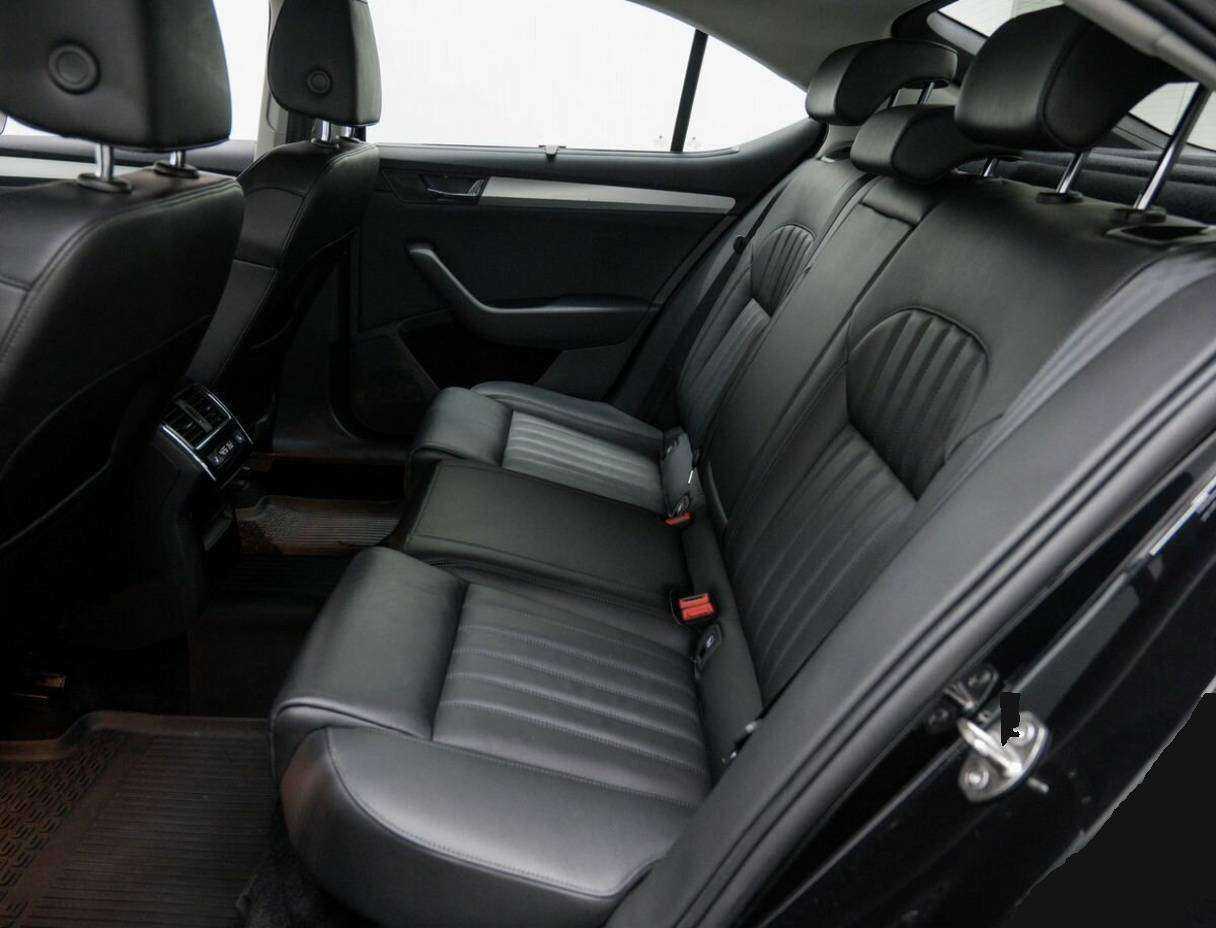 Skoda Superb б/у, 2017, Роботизированная. Фото: #12