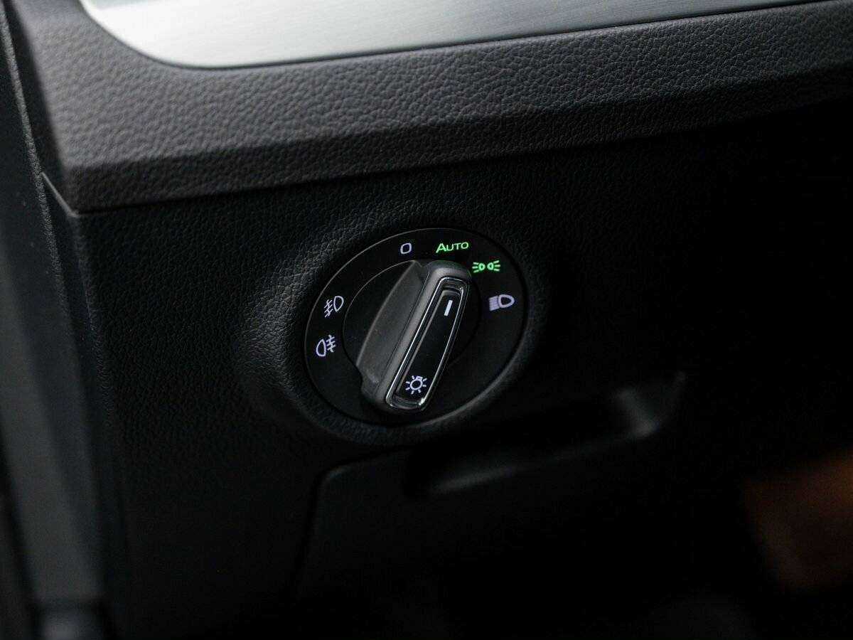 Skoda Superb б/у, 2017, Роботизированная. Фото: #17