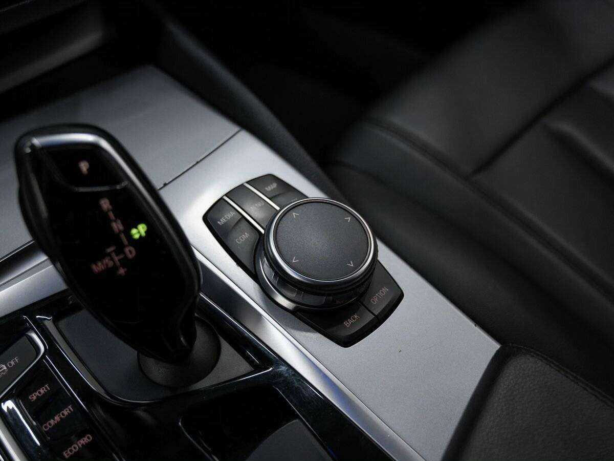 БМВ 5 серии б/у, 2017, Автоматическая. Фото: #21