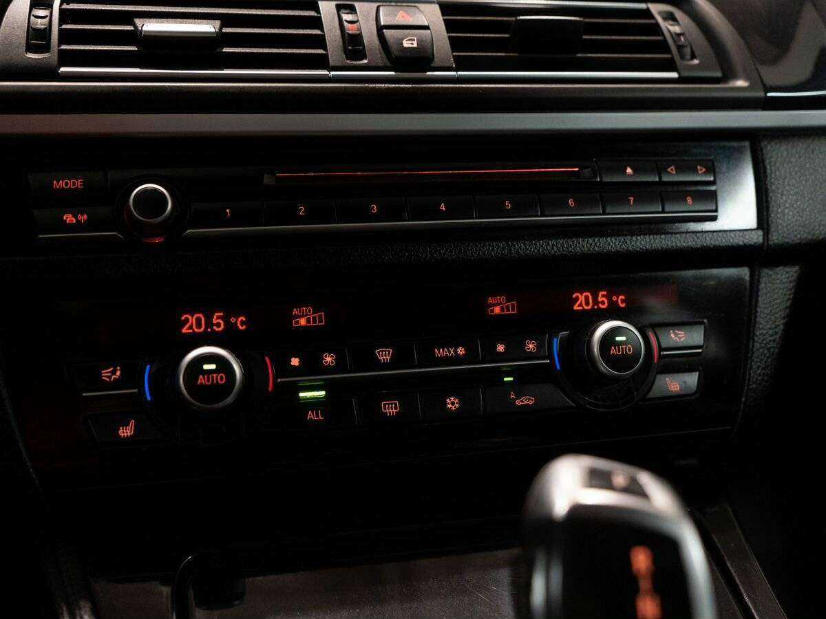 БМВ 5 серии б/у, 2012, Автоматическая. Фото: #14