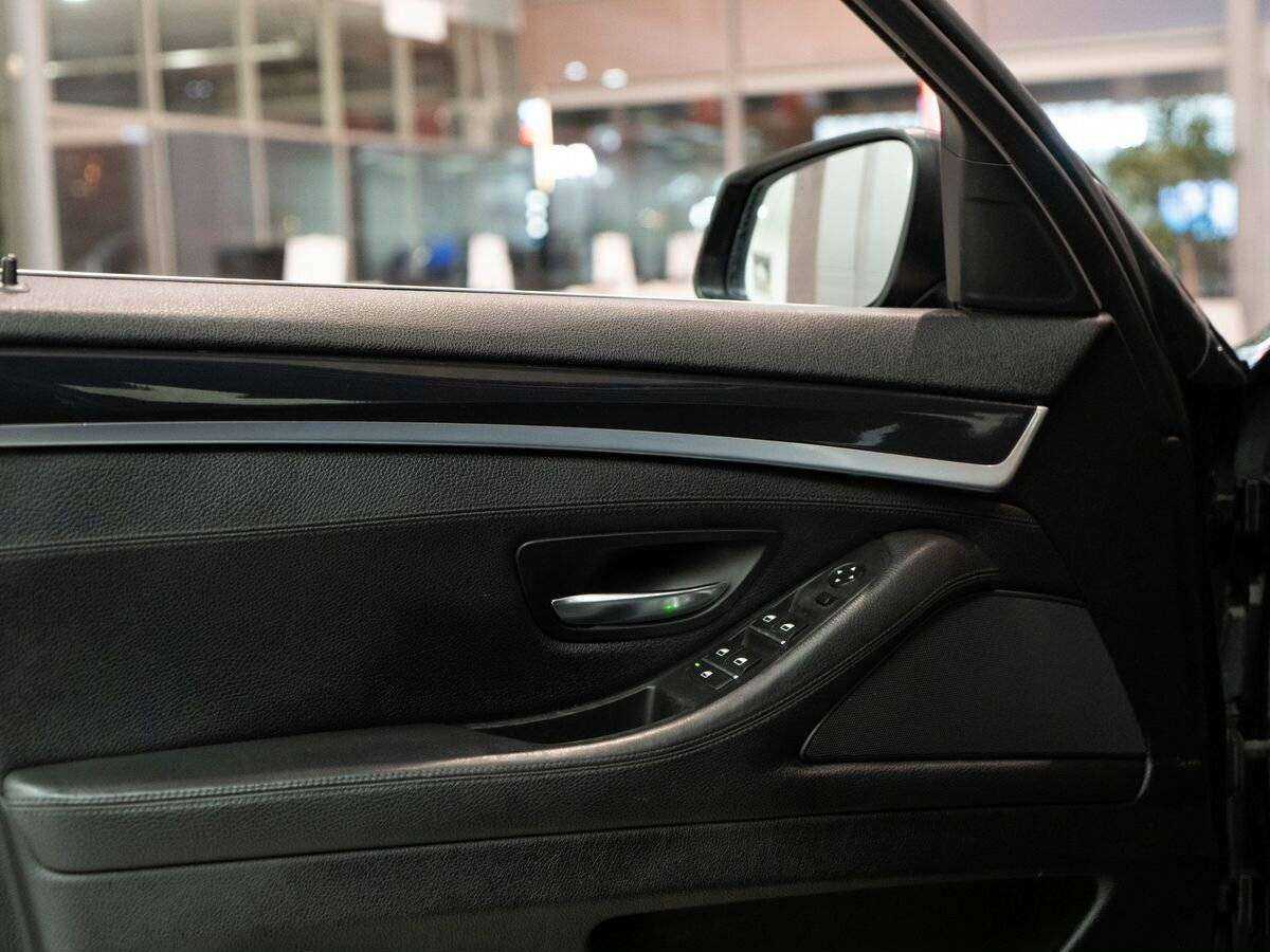 БМВ 5 серии б/у, 2012, Автоматическая. Фото: #16