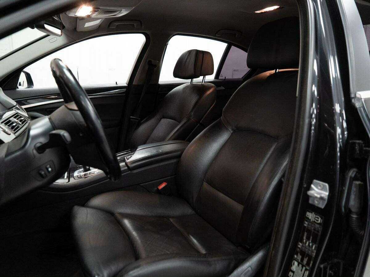 БМВ 5 серии б/у, 2013, Автоматическая. Фото: #5