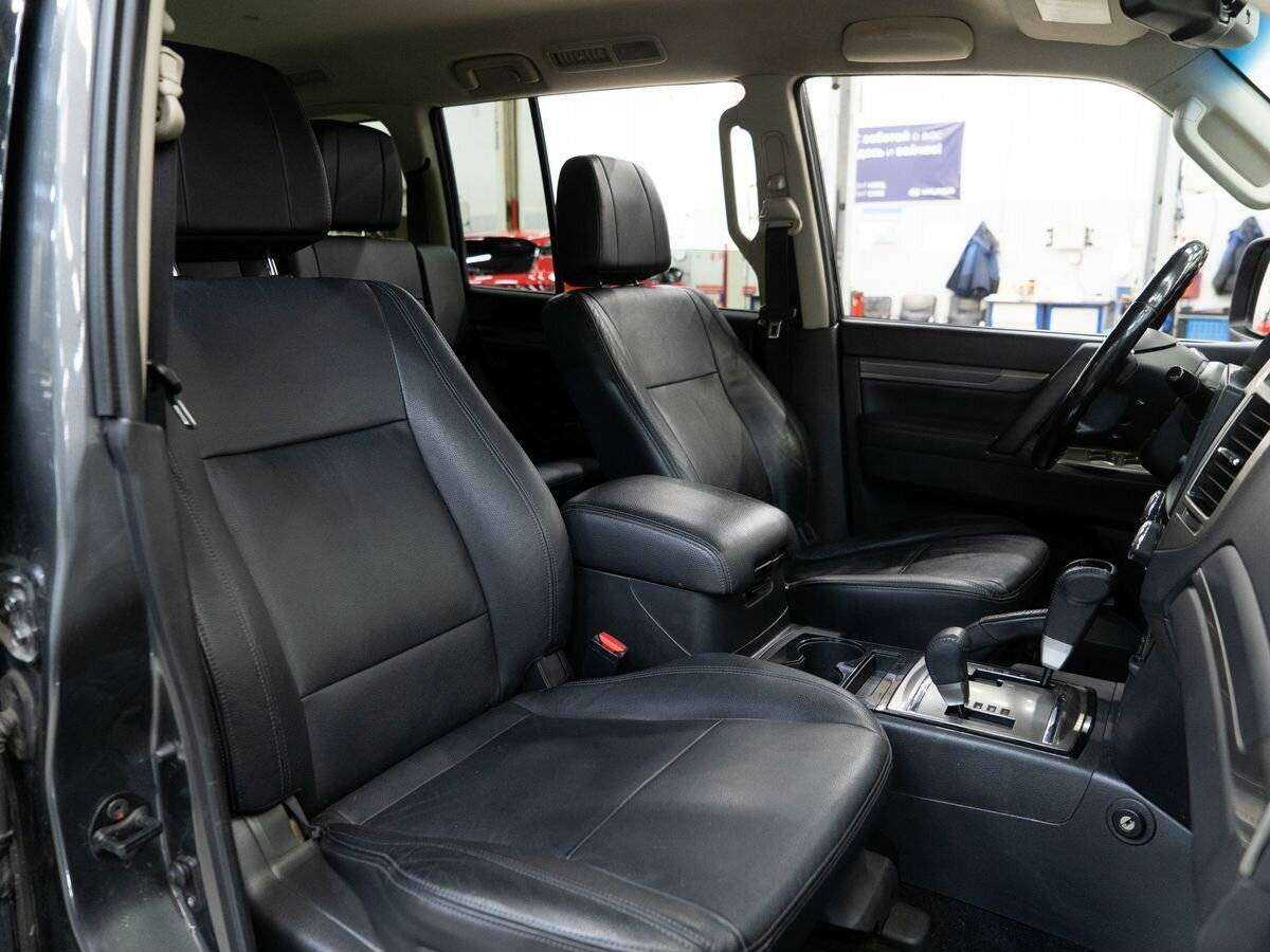 Митсубиши Паджеро б/у, 2014, Автоматическая. Фото: #7