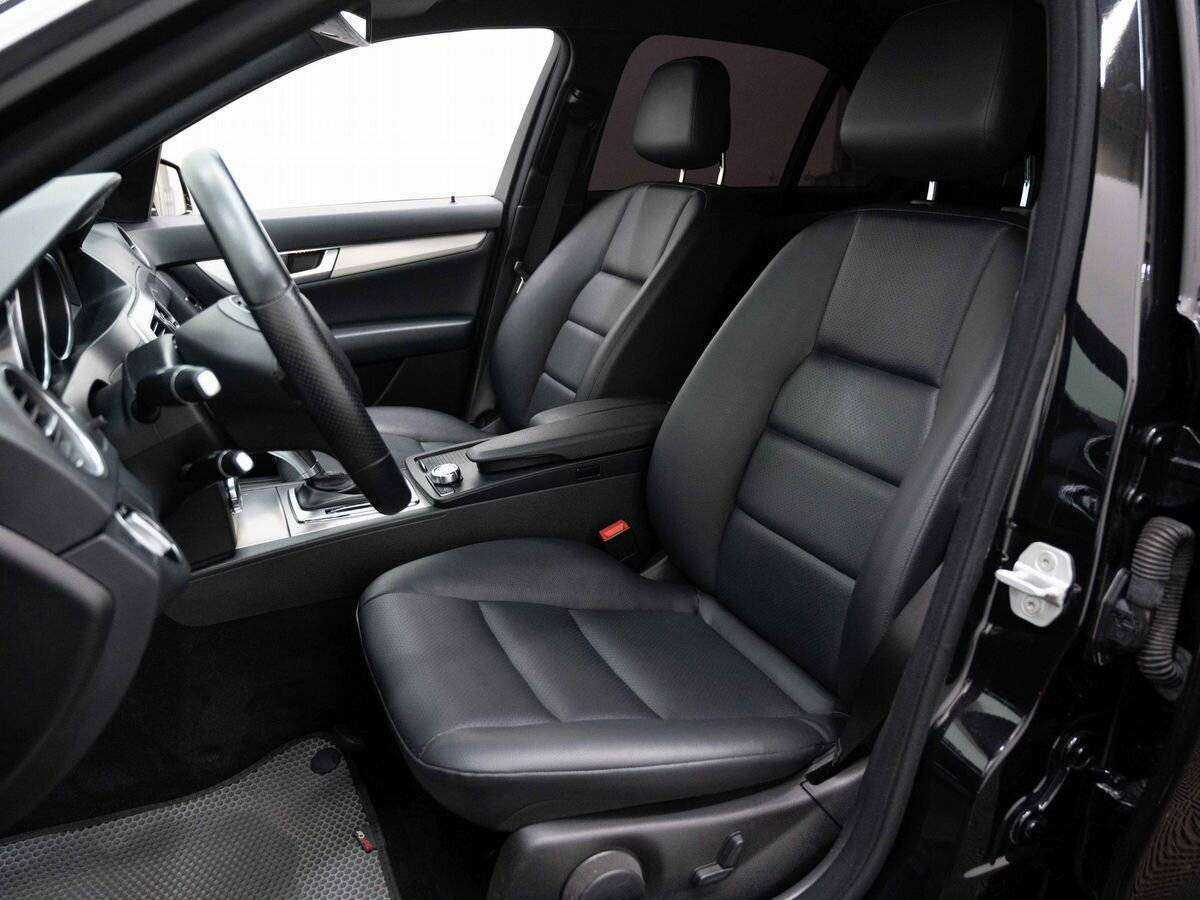 Мерседес-Бенц Ц-Класс б/у, 2013, Автоматическая. Фото: #7