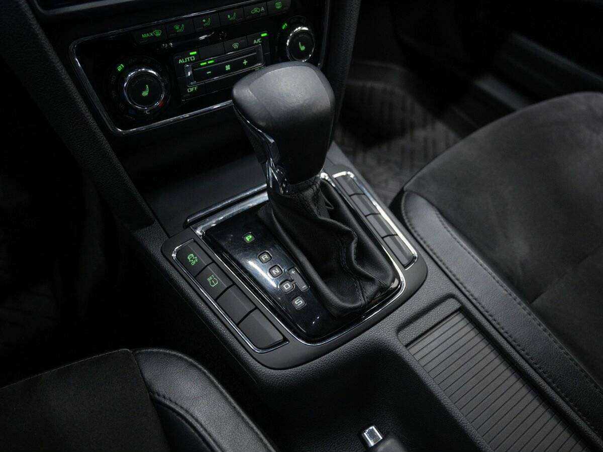 Skoda Superb б/у, 2014, Роботизированная. Фото: #21