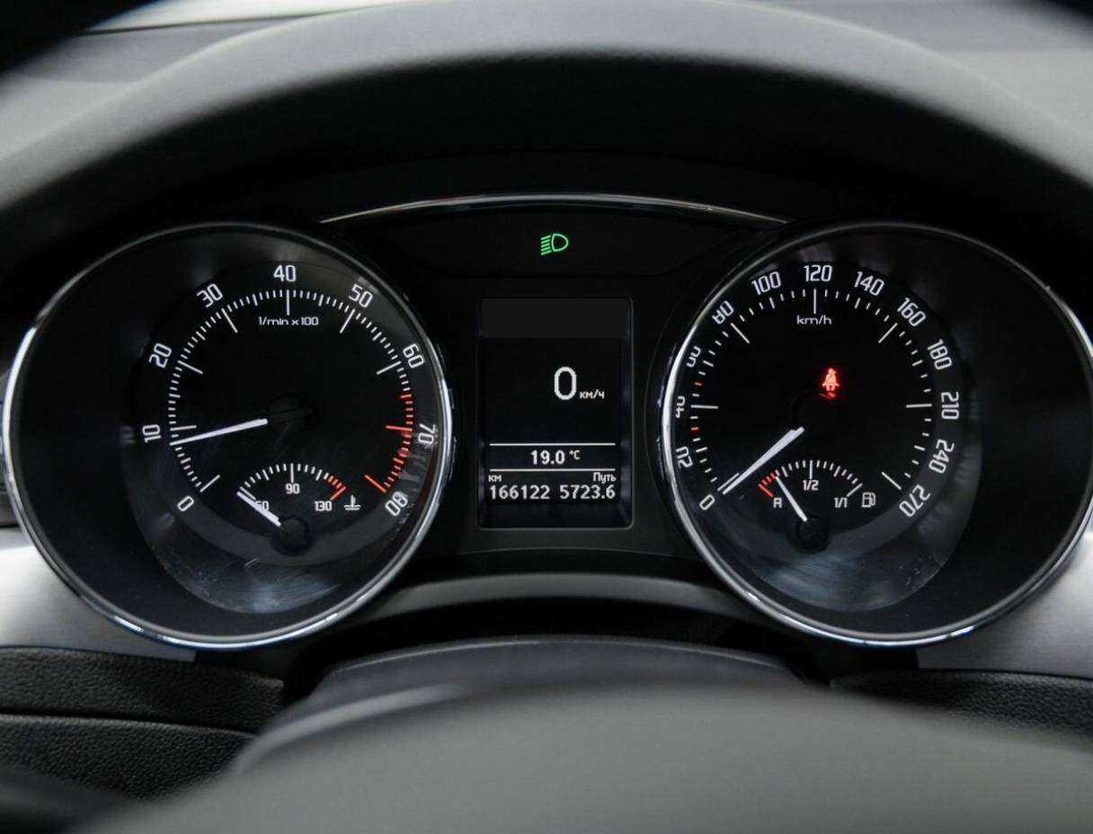 Skoda Superb б/у, 2014, Роботизированная. Фото: #24