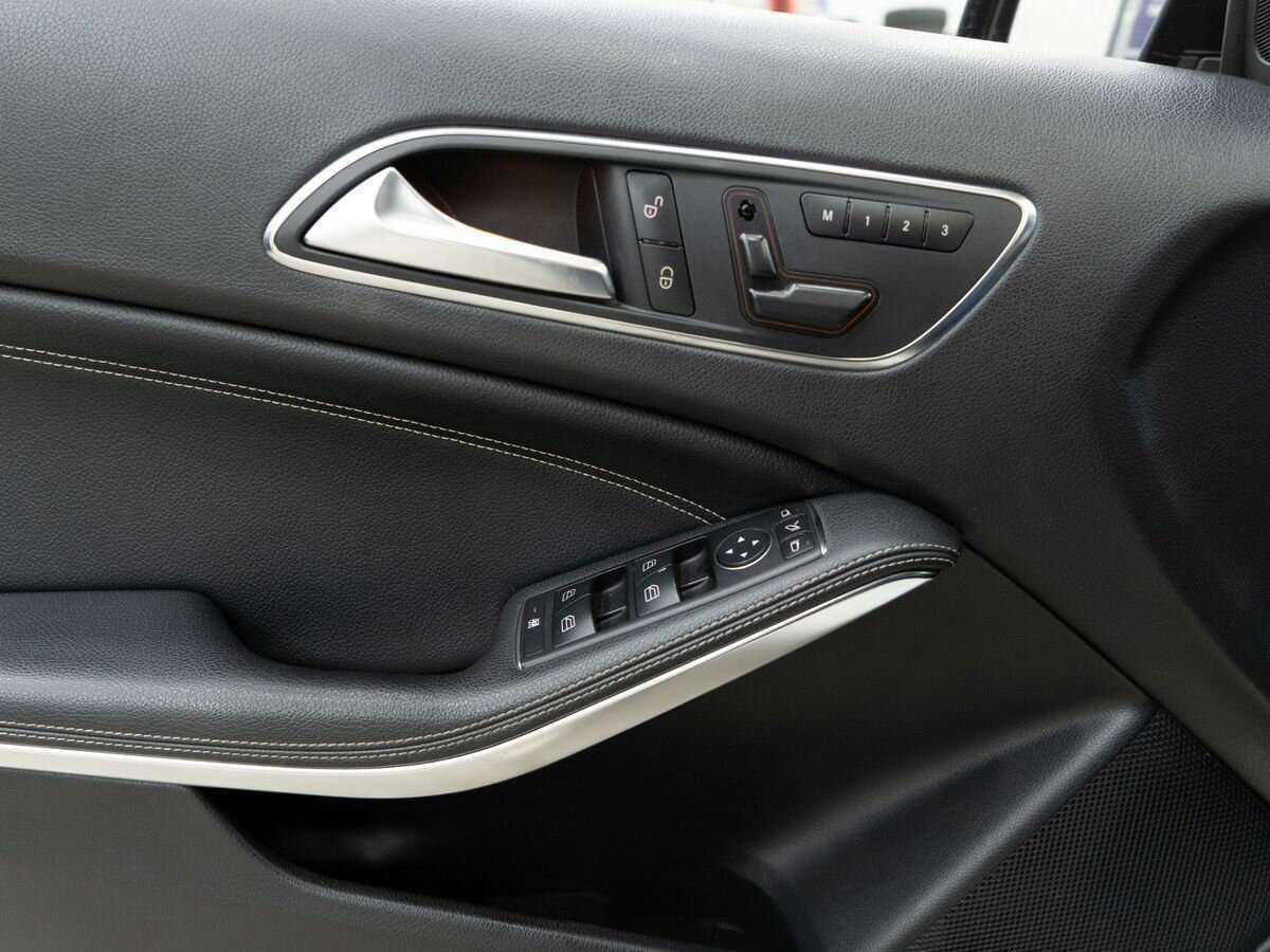 Mercedes-Benz A-Класс б/у, 2013, Роботизированная. Фото: #13