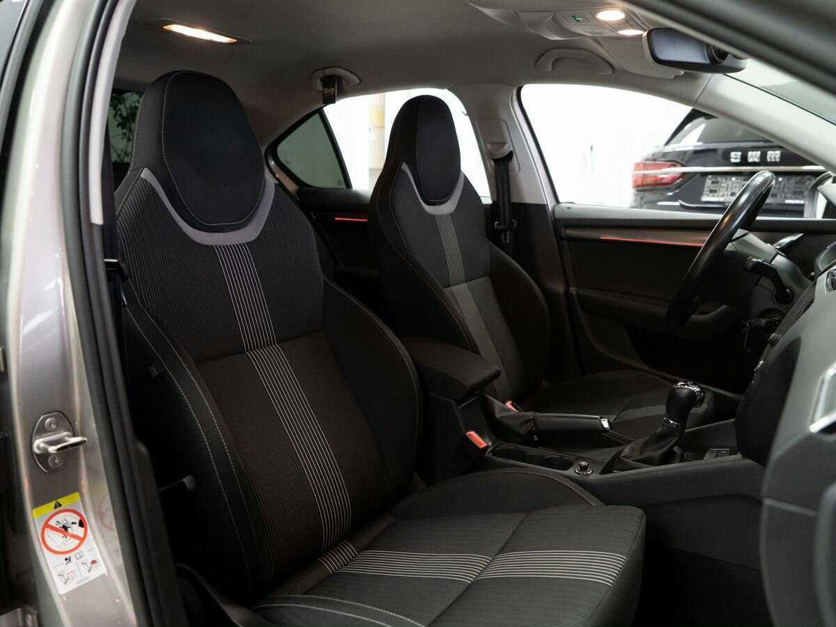 Шкода Октавия б/у, 2018, Роботизированная. Фото: #8