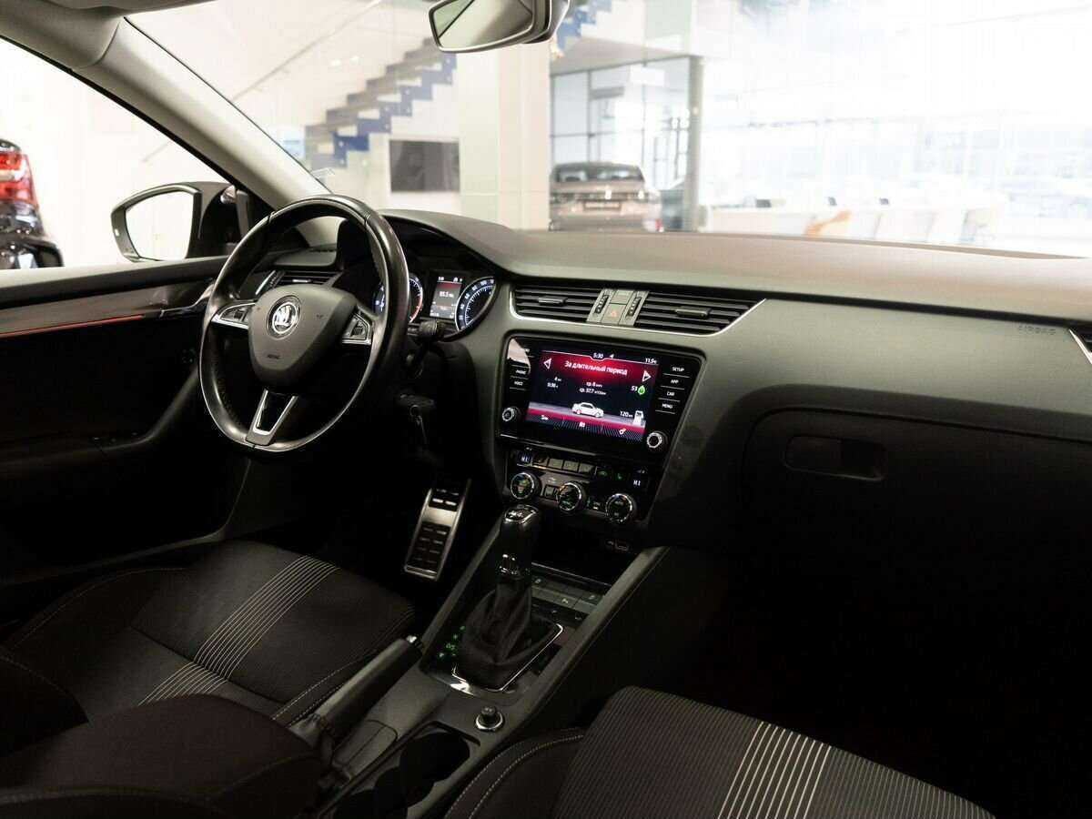 Шкода Октавия б/у, 2018, Роботизированная. Фото: #15