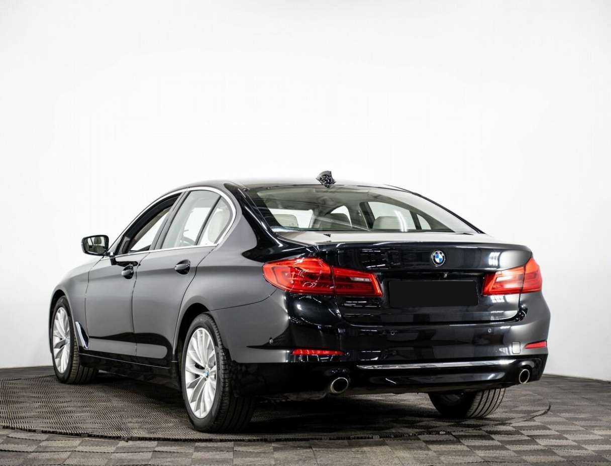 БМВ 5 серии б/у, 2018, Автоматическая. Фото: #3