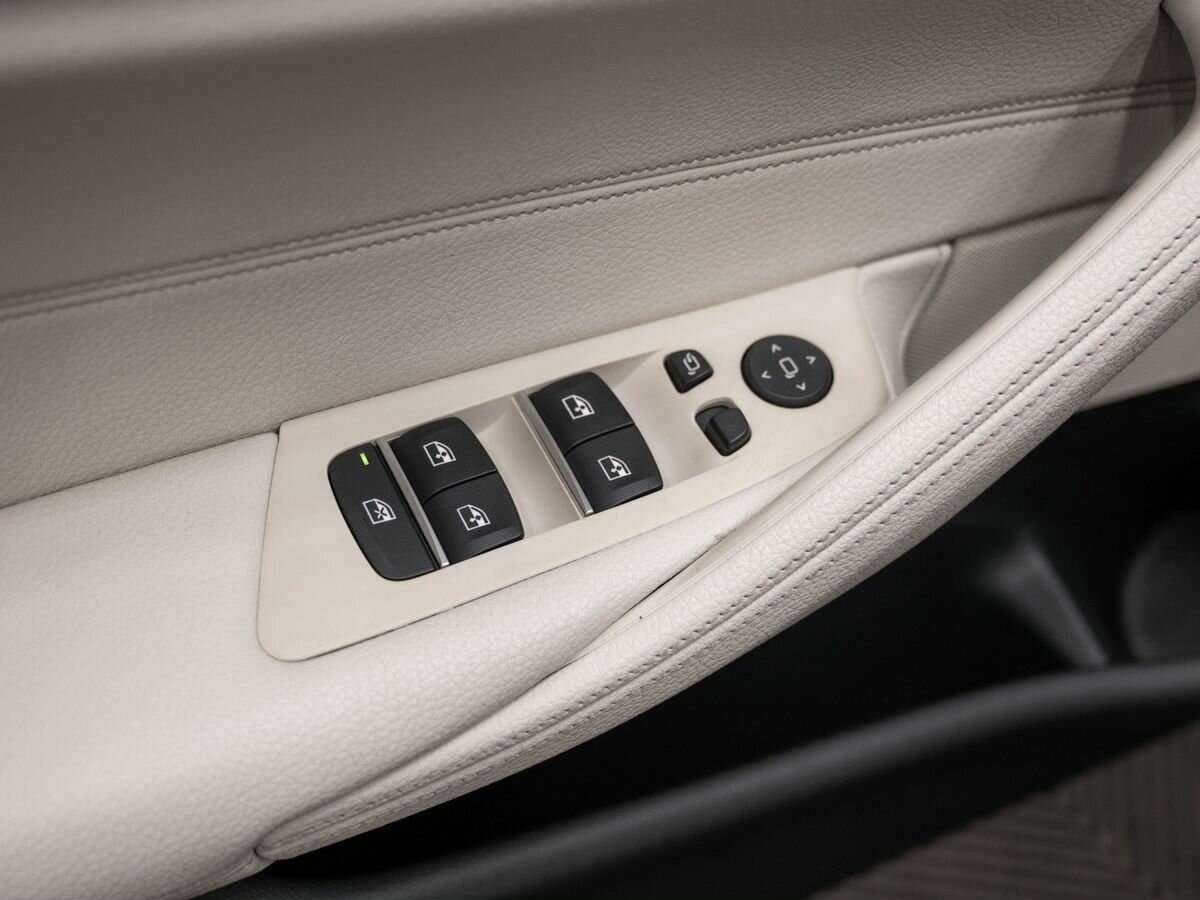 БМВ 5 серии б/у, 2018, Автоматическая. Фото: #13